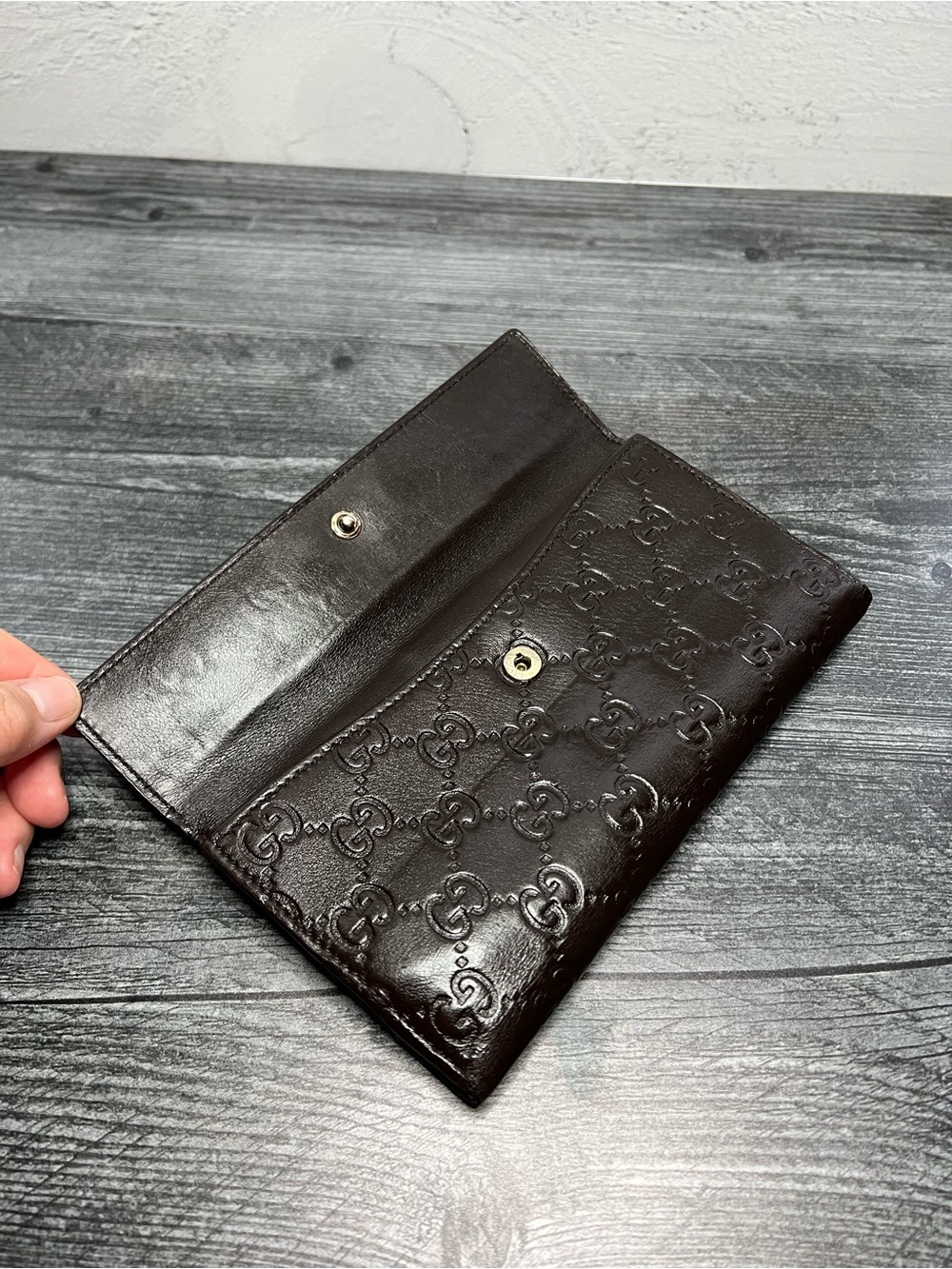 Authentic Gucci Chocolate Brown GUCCISSIMA  Wallet with Heart - Picture 3 of 13
